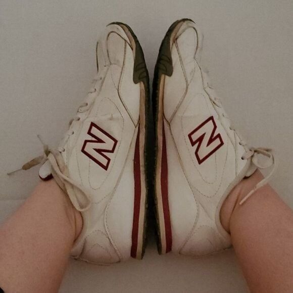 New Balance Sneakers Shoes LEATHER 442 White Red Women's WOMAN'S Size 7 - Picture 4 of 12